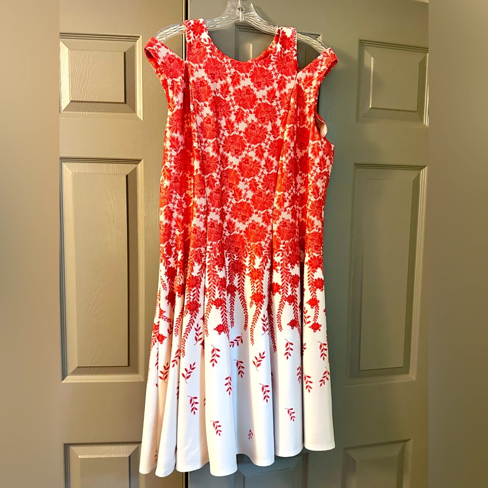 Cold shoulder dani and Nicole casual dress in 16W